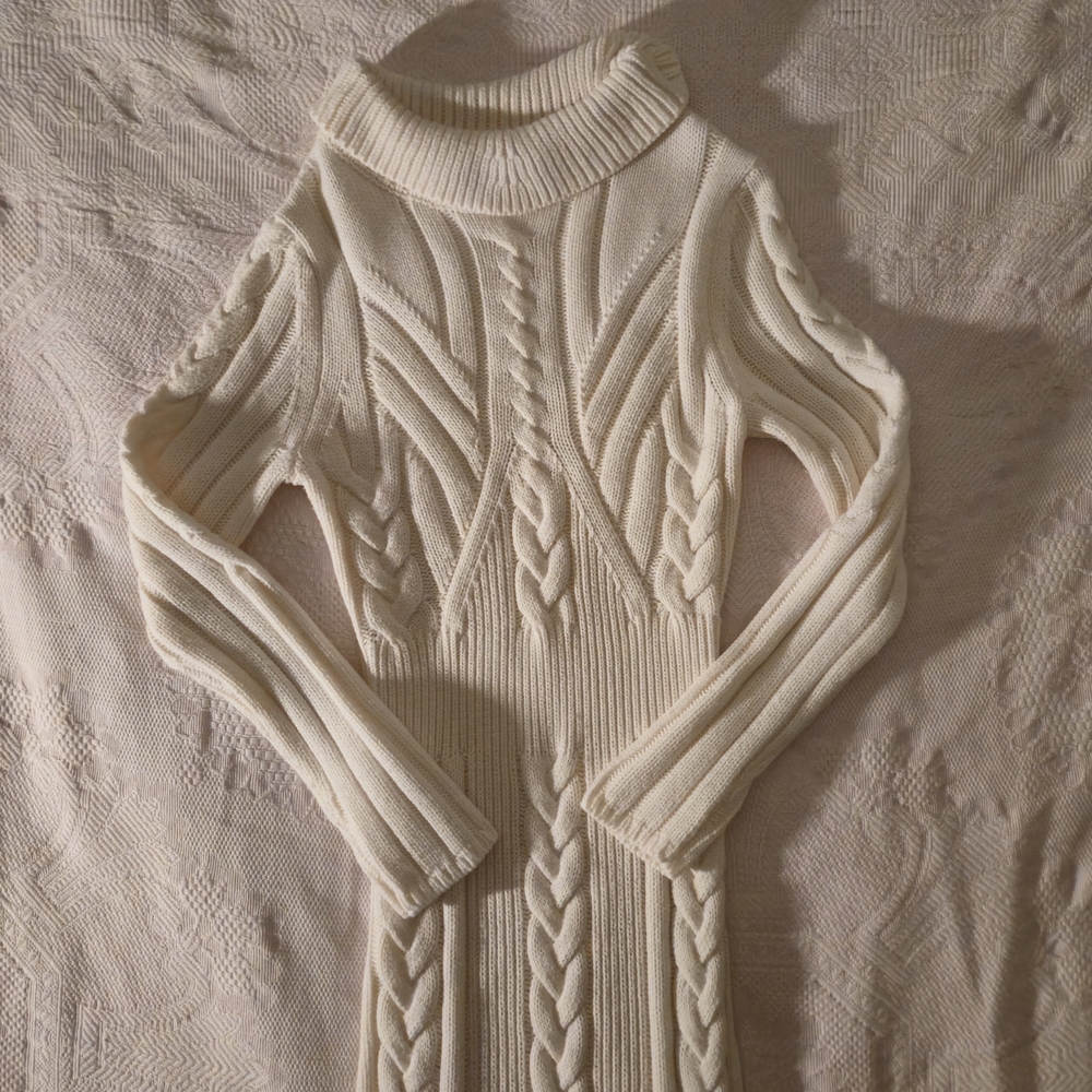 Eva Mendes New York & Company Cream Cable Knit White Turtleneck Sweater-Dress